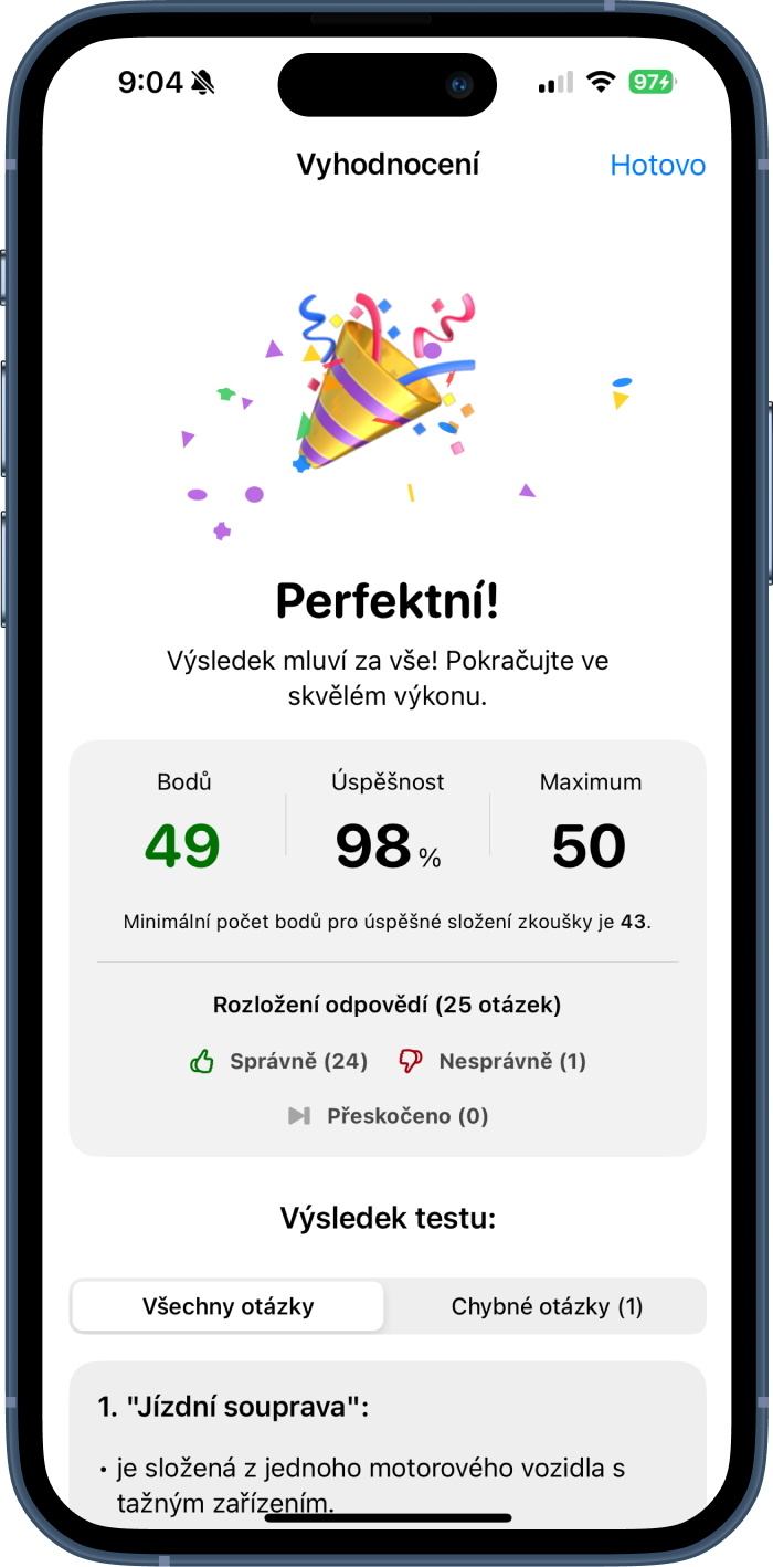 Vyhodnocení testu z autoškoly s výsledkem 49 bodů z 50, úspěšností 98 procent a přehledem správných a chybných odpovědí